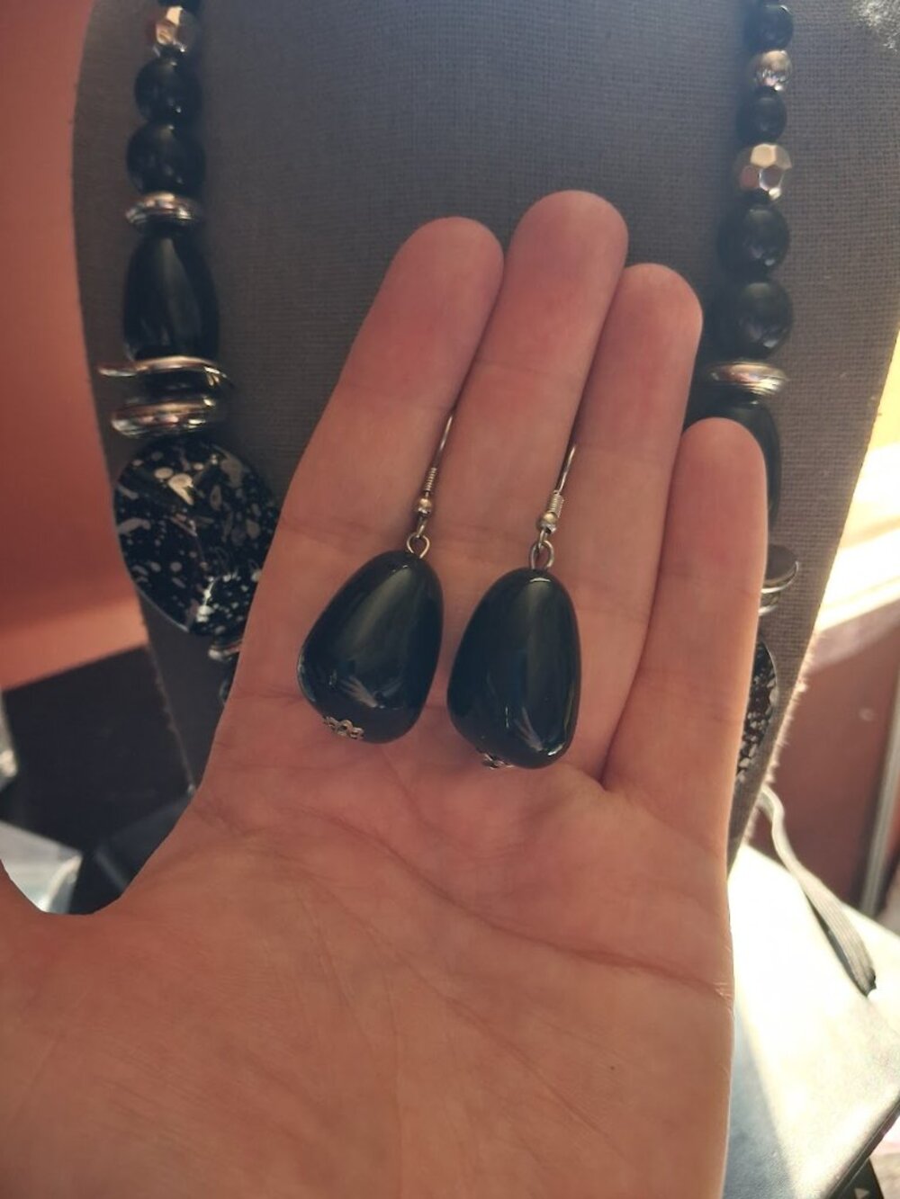 Jewelry set - Picture 2 of 5